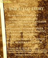 ZMORA Marceli - Tablica pamiątkowa, kościół parafialny pw. św. Marii Magdaleny, Nowosielce, źródło: radiofara.pl, zasoby własne; KLIKNIJ by POWIĘKSZYĆ i WYŚWIETLIĆ INFO