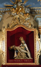 MATKA BOŻA BOLESNA - SKULSKA PIETA - sanktuarium pw. Matki Bożej Bolesnej - Narodzenia Najświętszej Maryi Panny, Skulsk; źródło: www.parafia-skulsk.org
