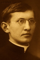 BOJARCZAK John Stanislav - 1935, source: commons.wikimedia.org, own collection; CLICK TO ZOOM AND DISPLAY INFO