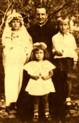 FIJAŁKOWSKI Stanisław; źródło: dzięki uprzejmości p. Henryka Bajewicza, „Stowarzyszenie Kresowe Podkamień”, www.podkamien.pl, zasoby własne; KLIKNIJ by POWIĘKSZYĆ i WYŚWIETLIĆ INFO