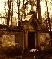 FIC Urban (o. Atanazy) - Kwatera nagrobna oo. dominikanów, Cmentarz Łyczakowski, Lwów, źródło: stowarzyszeniehistorykowstarozytnosci.uw.edu.pl, zasoby własne; KLIKNIJ by POWIĘKSZYĆ i WYŚWIETLIĆ INFO