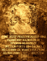 PRĄDZYŃSKI Joseph - Commemorative plaque, parish - fara, Poznań, source: www.senat.edu.pl, own collection; CLICK TO ZOOM AND DISPLAY INFO