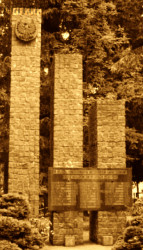 HUNDSDORF Sigismund - Monument, Subkowy, source: www.subkowy.pl, own collection; CLICK TO ZOOM AND DISPLAY INFO