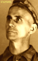 MARUSZAK Antoni (br. Tytus) - ok. 04.09.1941, KL Auschwitz, zdjęcie obozowe; źródło: Archiwum Państwowego Muzeum Auschwitz-Birkenau w Oświęcimiu (auschwitz.org), zasoby własne; KLIKNIJ by POWIĘKSZYĆ i WYŚWIETLIĆ INFO