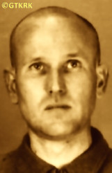 WIECH Jan - ok. 19.01.1943, KL Auschwitz, zdjęcie obozowe; źródło: Archiwum Państwowego Muzeum Auschwitz-Birkenau w Oświęcimiu (www.auschwitz.org), zasoby własne; KLIKNIJ by POWIĘKSZYĆ i WYŚWIETLIĆ INFO