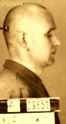 WIECH Jan - ok. 19.01.1943, KL Auschwitz, zdjęcie obozowe; źródło: Archiwum Państwowego Muzeum Auschwitz-Birkenau w Oświęcimiu (www.auschwitz.org), zasoby własne; KLIKNIJ by POWIĘKSZYĆ i WYŚWIETLIĆ INFO