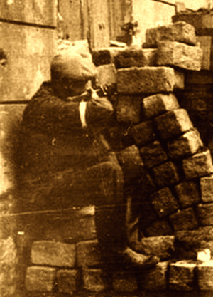 STANOWISKO OGNIOWE – STARE MIASTO: LOKAJSKI, Eugeniusz (1908, Warszawa – 1944, Warszawa), viii.1944; źródło: www.1944.pl