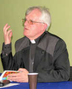 ks. WACŁAW BURYŁA; źródło: wacburyla.plio.pl