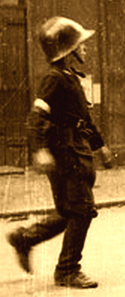 'KĘDZIOREK' -  ZBYSZEK ŚLĘZAKOWSKI – LOKAJSKI, Eugeniusz (1908, Warszawa – 1944, Warszawa), ok. 20.VIII.1944; źródło: www.1944.pl; źródło: www.1944.pl