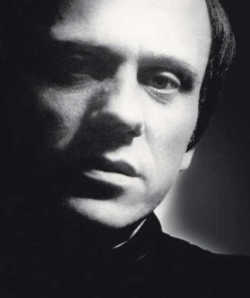 ks. JERZY POPIEŁUSZKO: Świadek Prawdy; źródło: popieluszko.centrumopatrznosci.pl