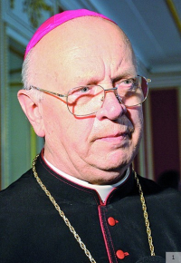 bp JÓZEF ZAWITKOWSKI; źródło: stary.naszdziennik.pl