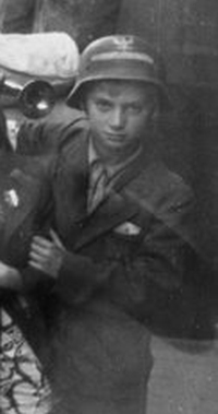 NA BARYKADZIE: JACHIMCZYK Joachim 'Joachim' (1914, Swornegacie – 1981, Gdańsk), fragm. VIII.1944, Warszawa, Muzeum Powstania Warszawskiego; źródło: www.1944.pl