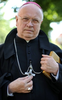 bp JÓZEF ZAWITKOWSKI; źródło: krucjatarozancowazaojczyzne.pl