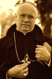 bp JÓZEF ZAWITKOWSKI; źródło: ekai.pl