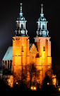 BAZYLIKA pw. WNIEBOWZIĘCIA NAJŚWIĘTSZEJ MARYI PANNY - Gniezno; źródło: commons.wikimedia.org